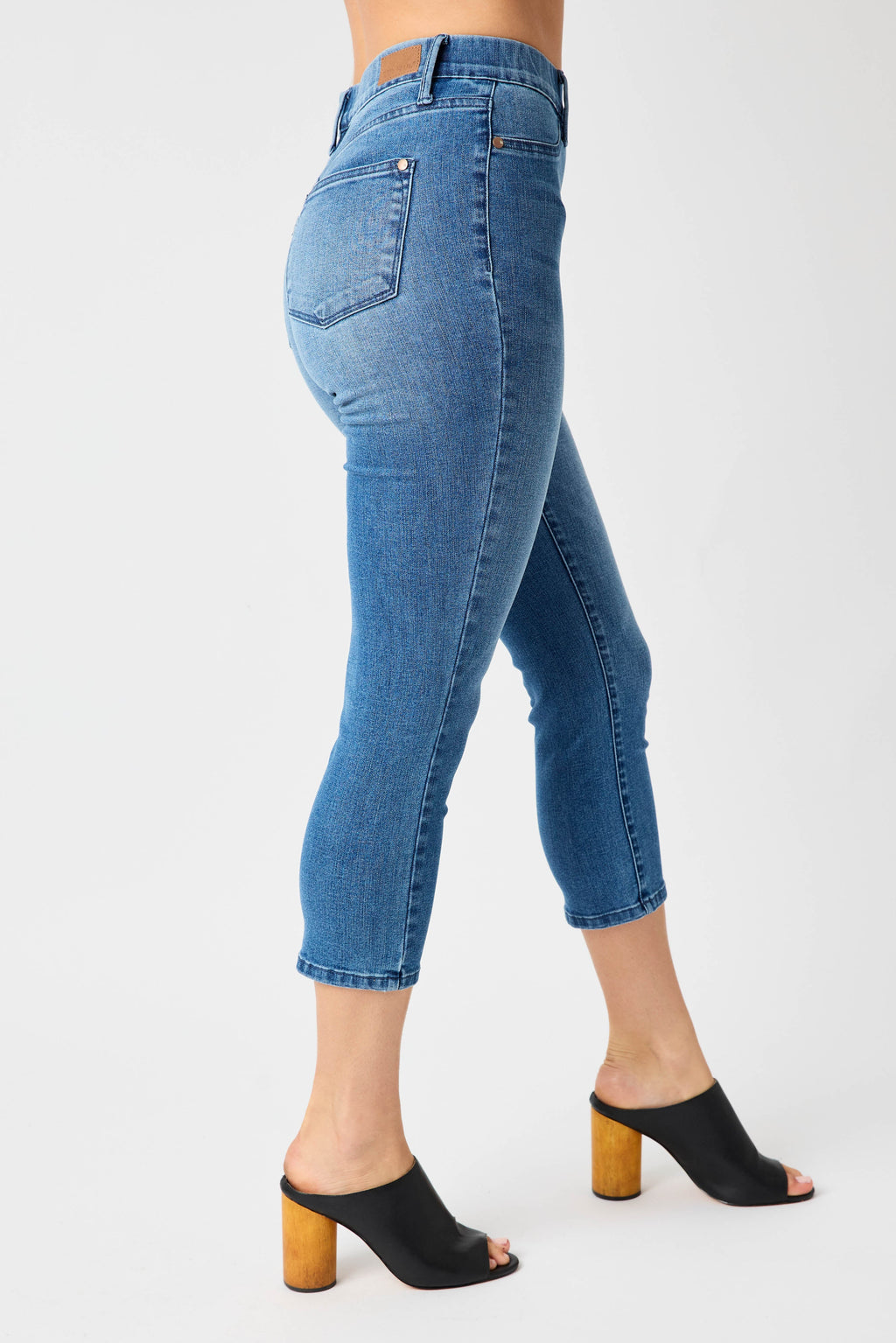Judy Blue High Waist Cool Denim Pull On Capri