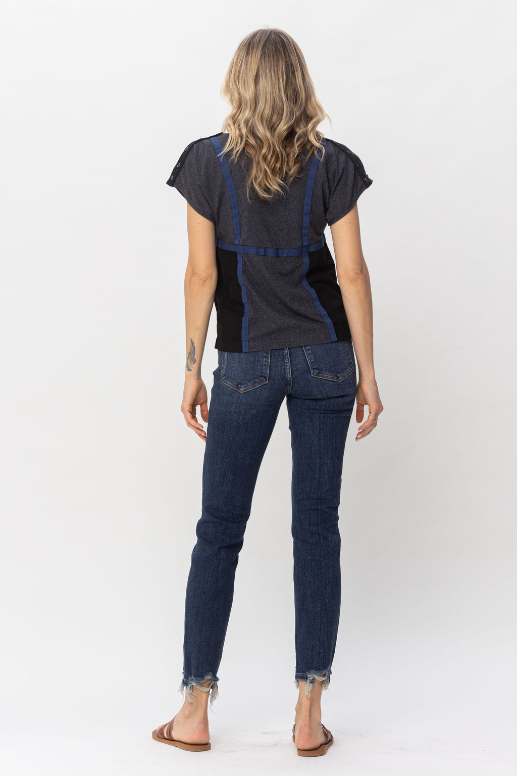 Judy Blue Mid Rise Chopped Hem Relaxed Jeans