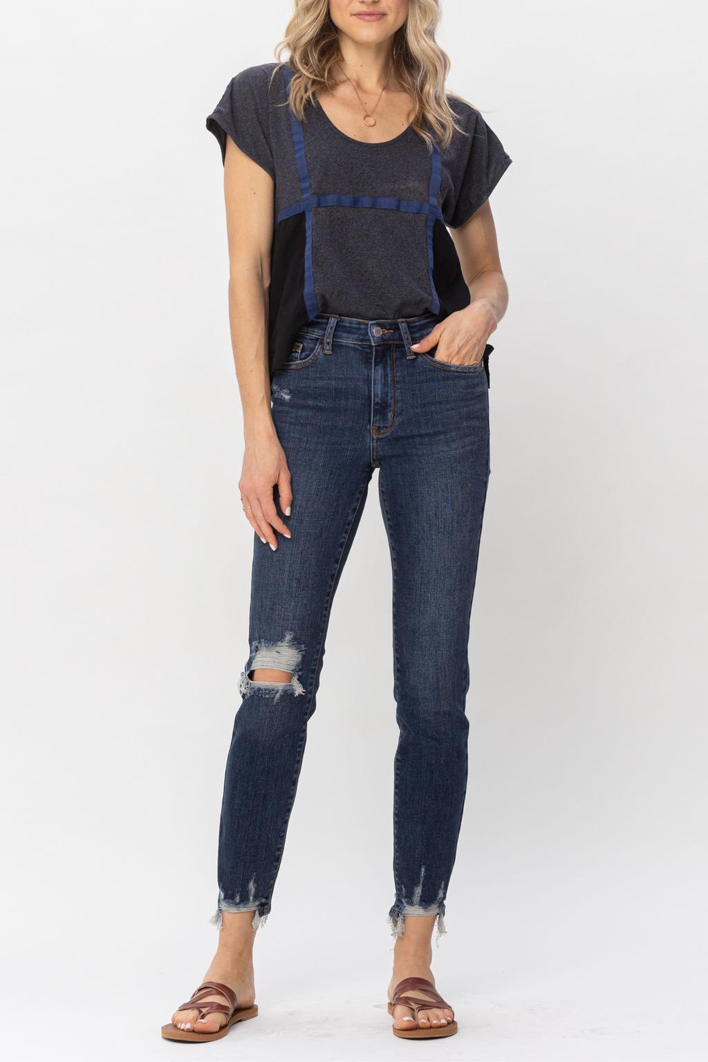 Judy Blue Mid Rise Chopped Hem Relaxed Jeans