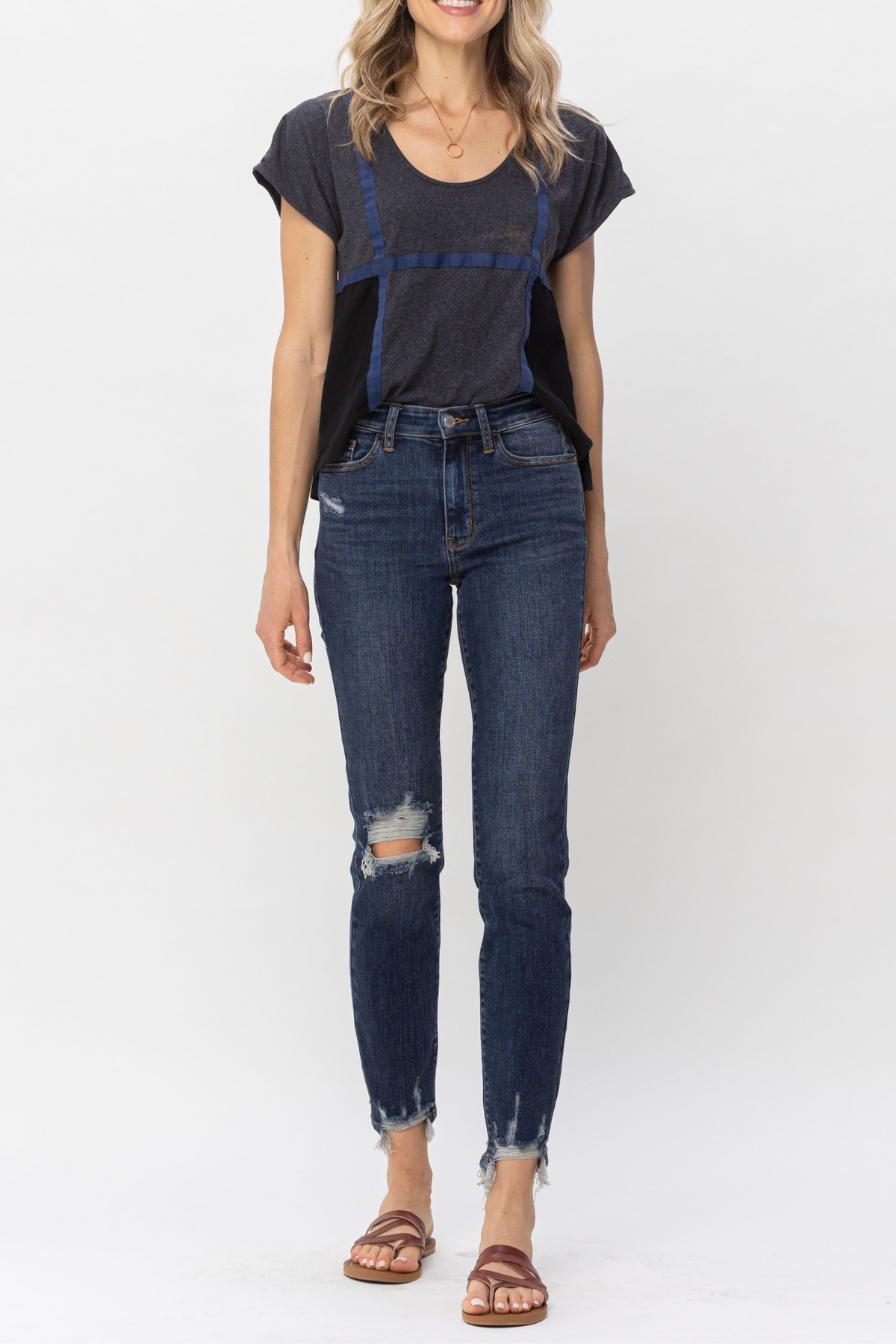 Judy Blue Mid Rise Chopped Hem Relaxed Jeans