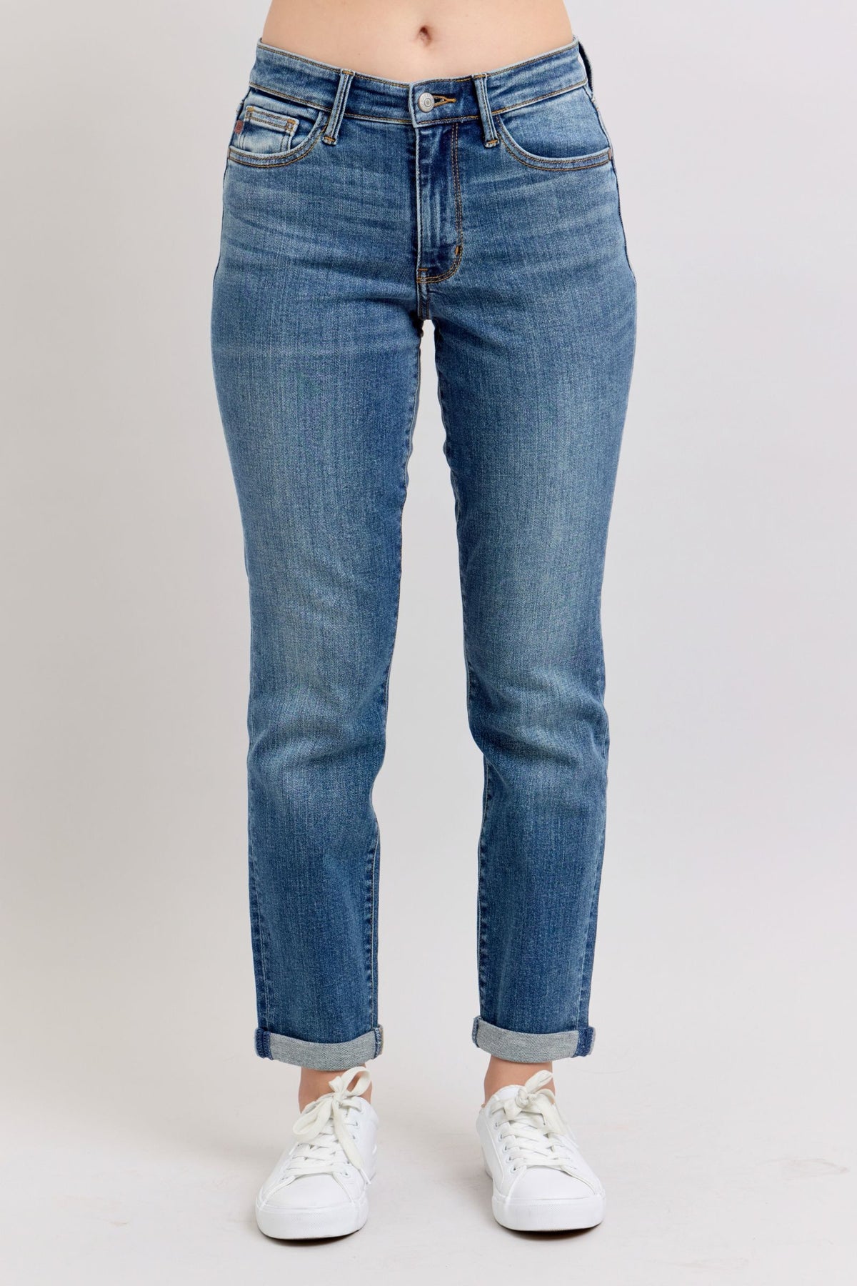 Judy Blue Classic Mid Rise Vintage Wash Boyrfriend Jeans