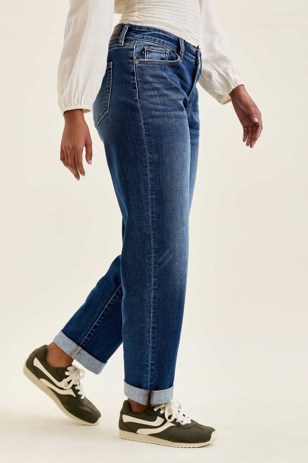 Judy Blue Classic Mid Rise Cuffed Boyfriend