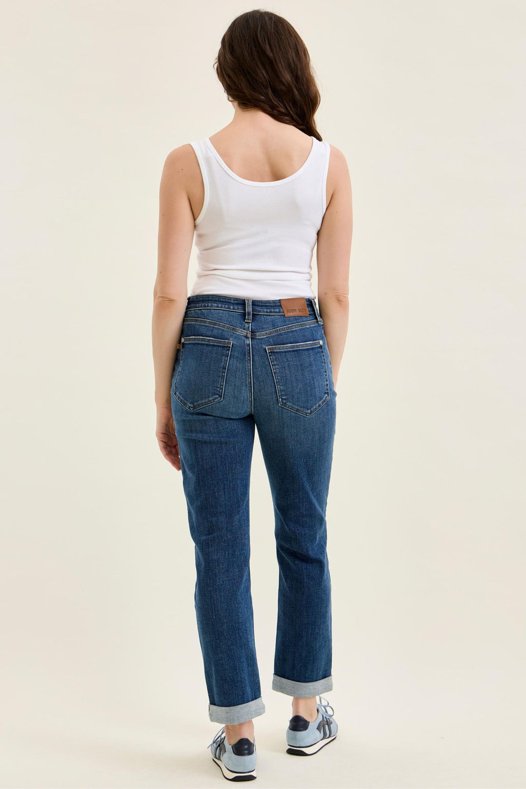 Judy Blue Mid Rise Billie Boyfriend Jeans – Everyday Indigo