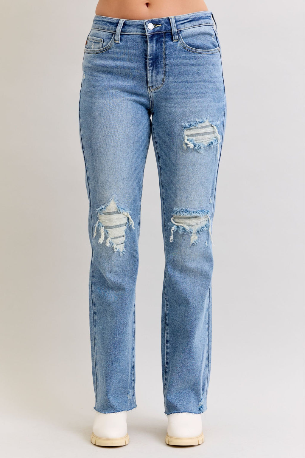 Judy Blue Mid Rise Light Wash Destroyed 90's Straight