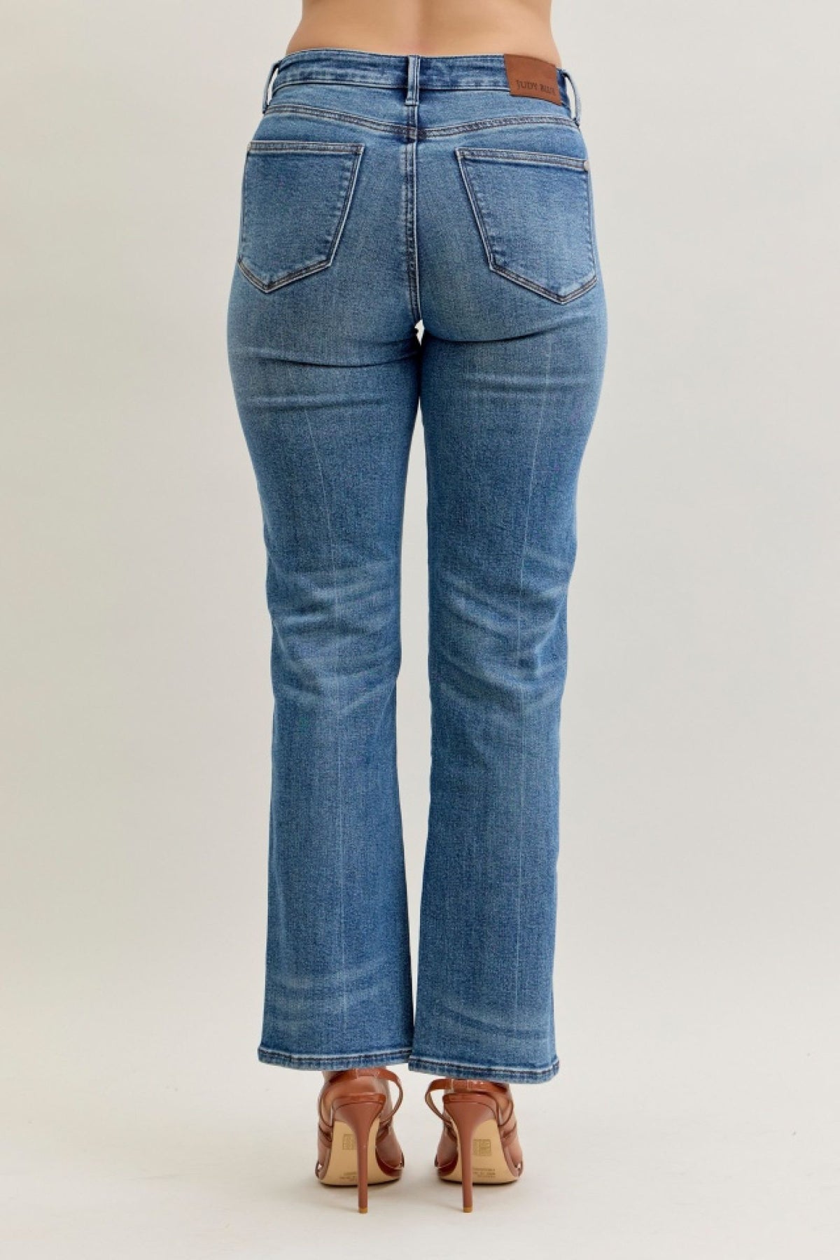 Judy Blue Mid Rise Slim Straight Rigid Magic Button-Fly, Inseam 30"