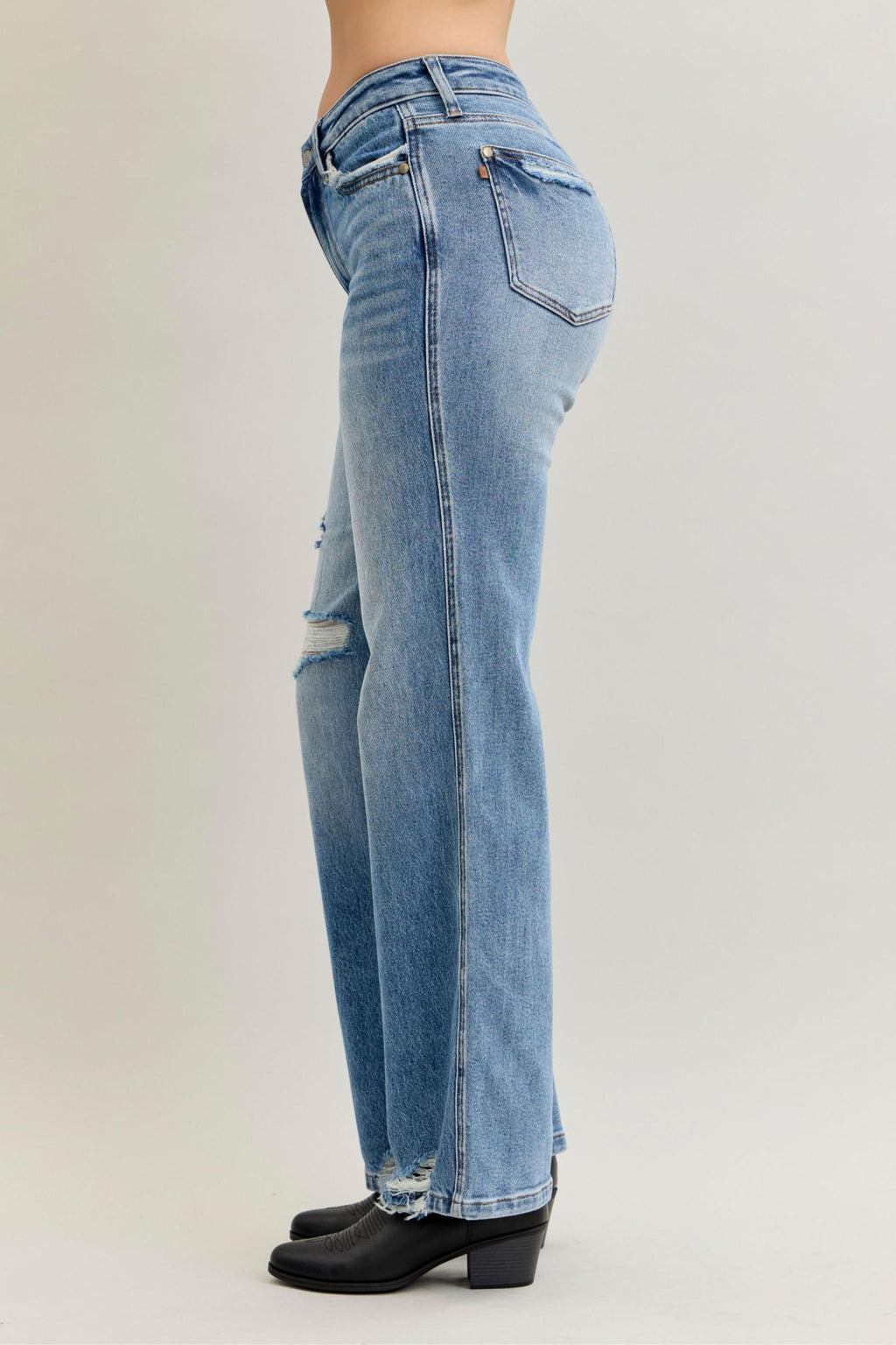 Judy Blue Mid Rise 90's Straight Rigid Magic Destroy, Inseam 32"
