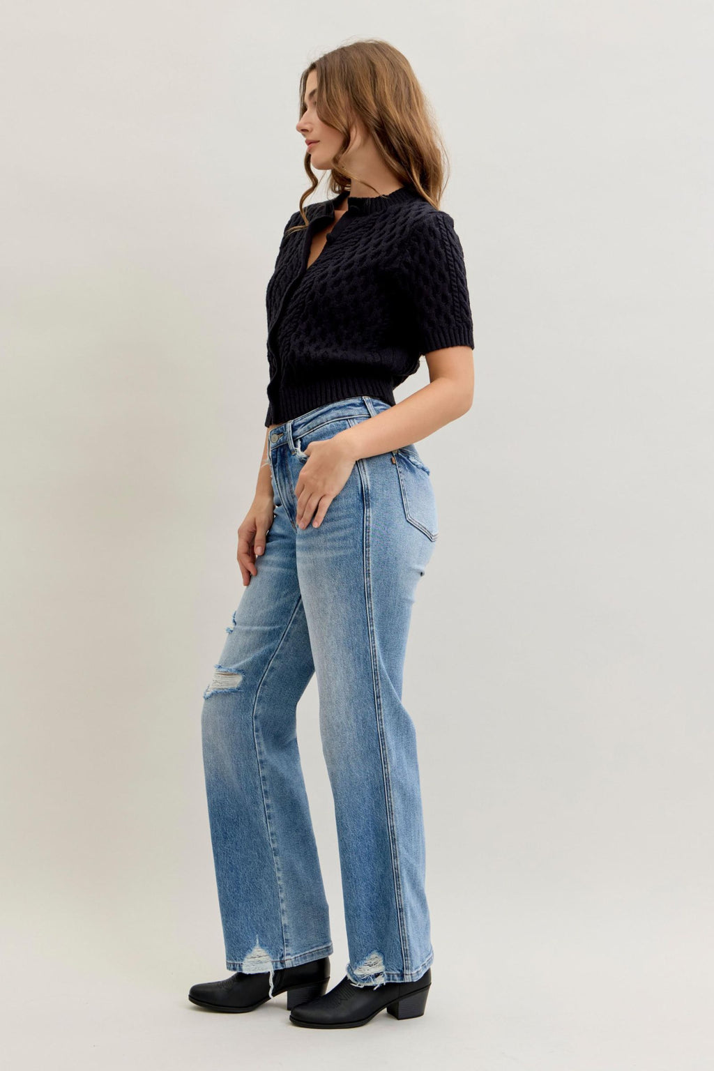 Judy Blue Mid Rise 90's Straight Rigid Magic Destroy, Inseam 32"