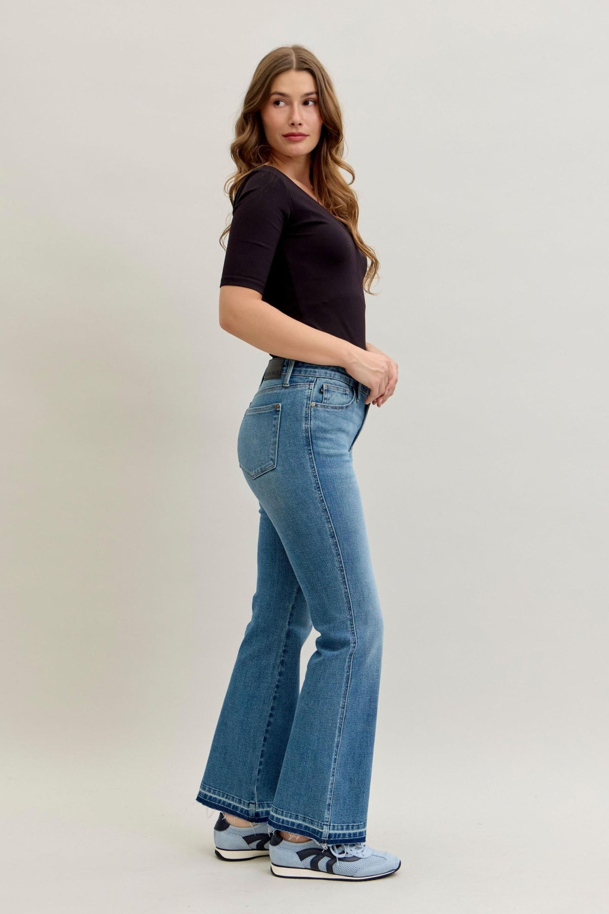 Judy Blue Mid Rise Slim Bootcut Tummy Control Jeans with Release Hem Stretch Denim, Inseam 32"
