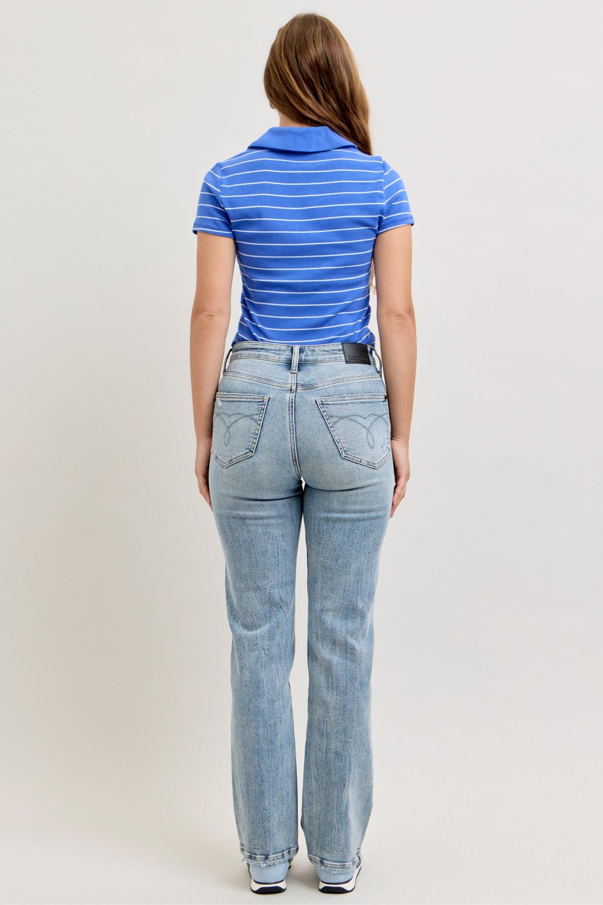 Judy Blue High Waist Light Wash Rigid Magic Slim Straight Jeans, Inseam 32"