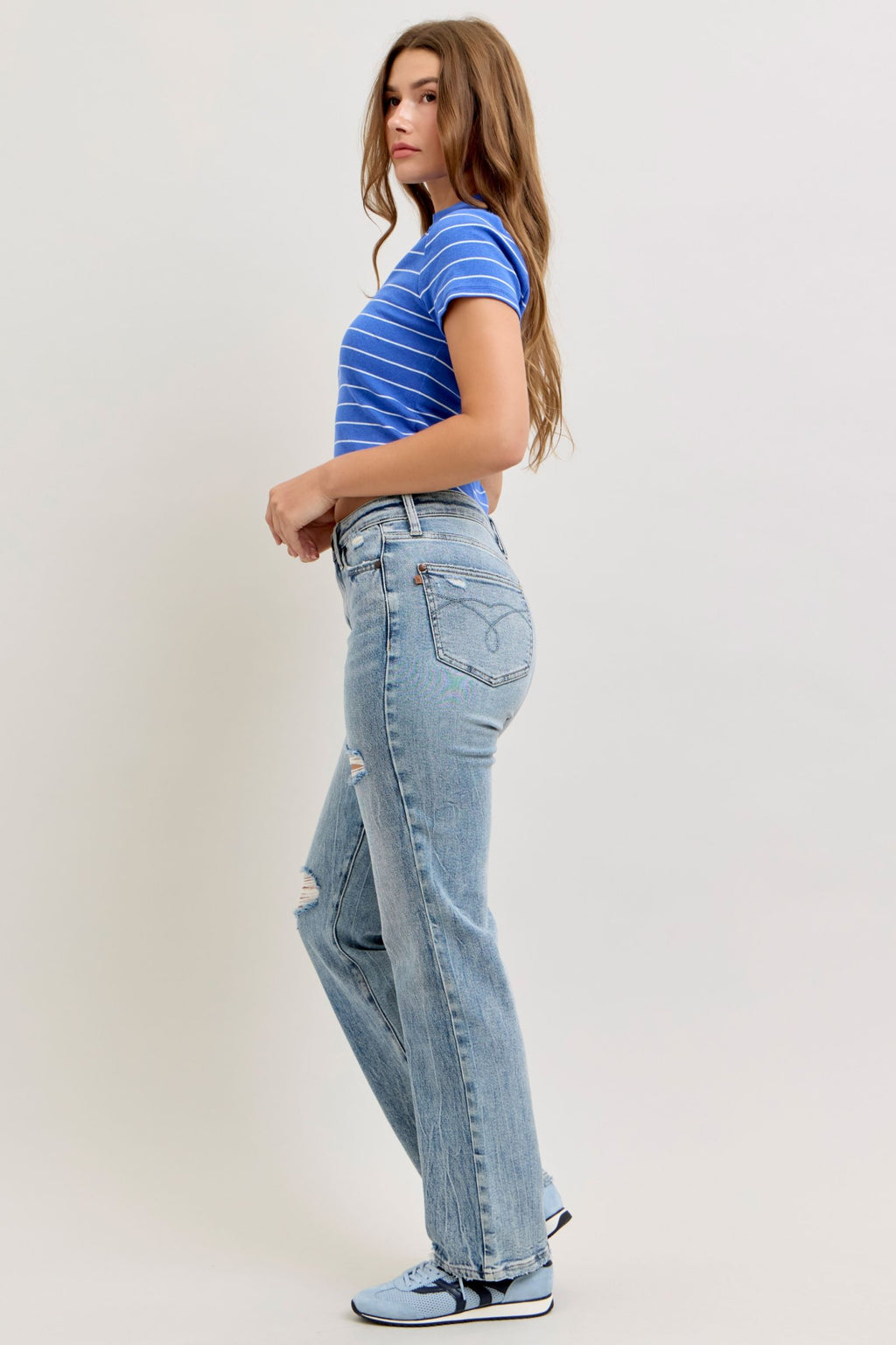 Judy Blue High Waist Light Wash Rigid Magic Slim Straight Jeans, Inseam 32"