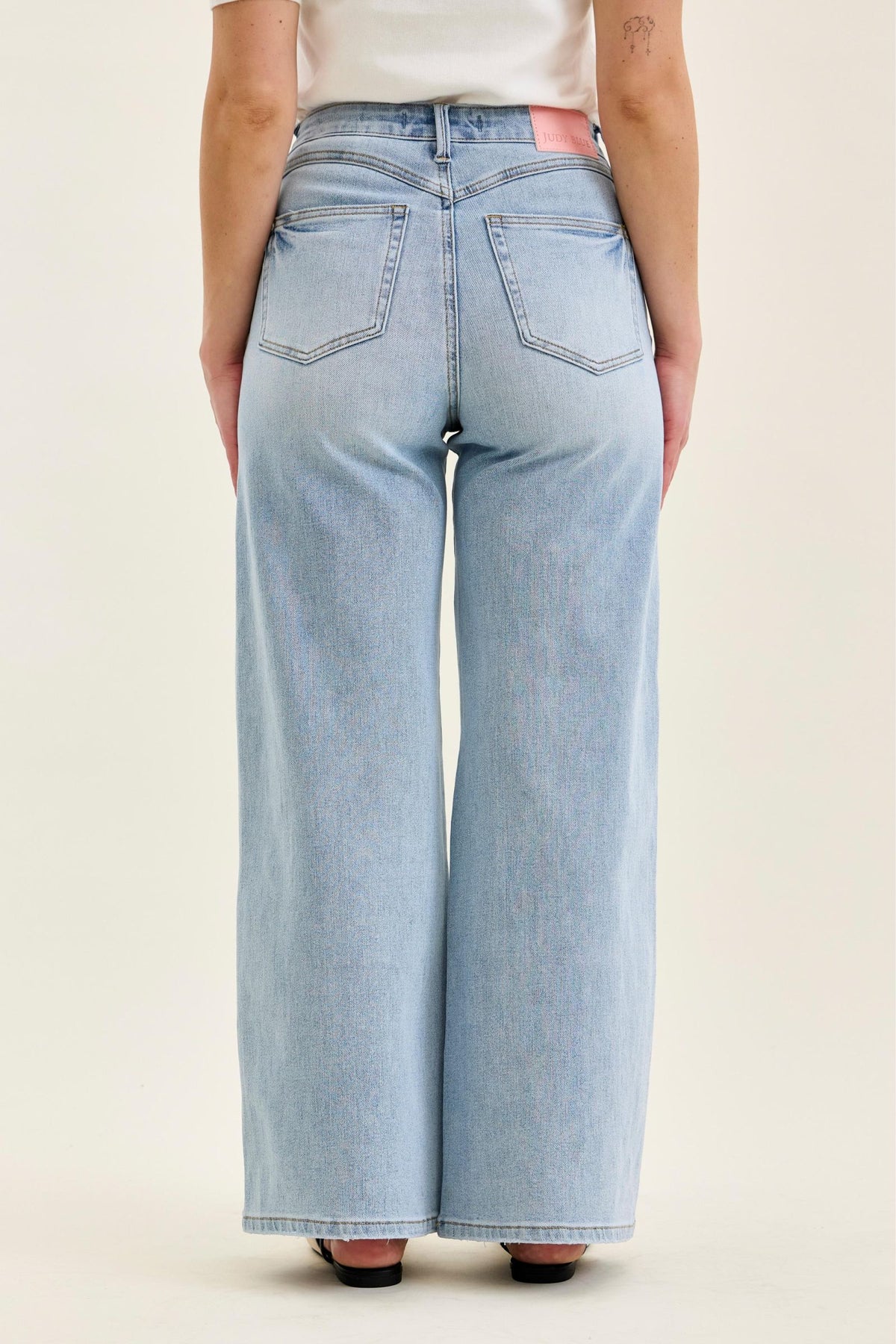Judy Blue High Waist Tummy Control Light Wash Retro Wide - Petite 30"