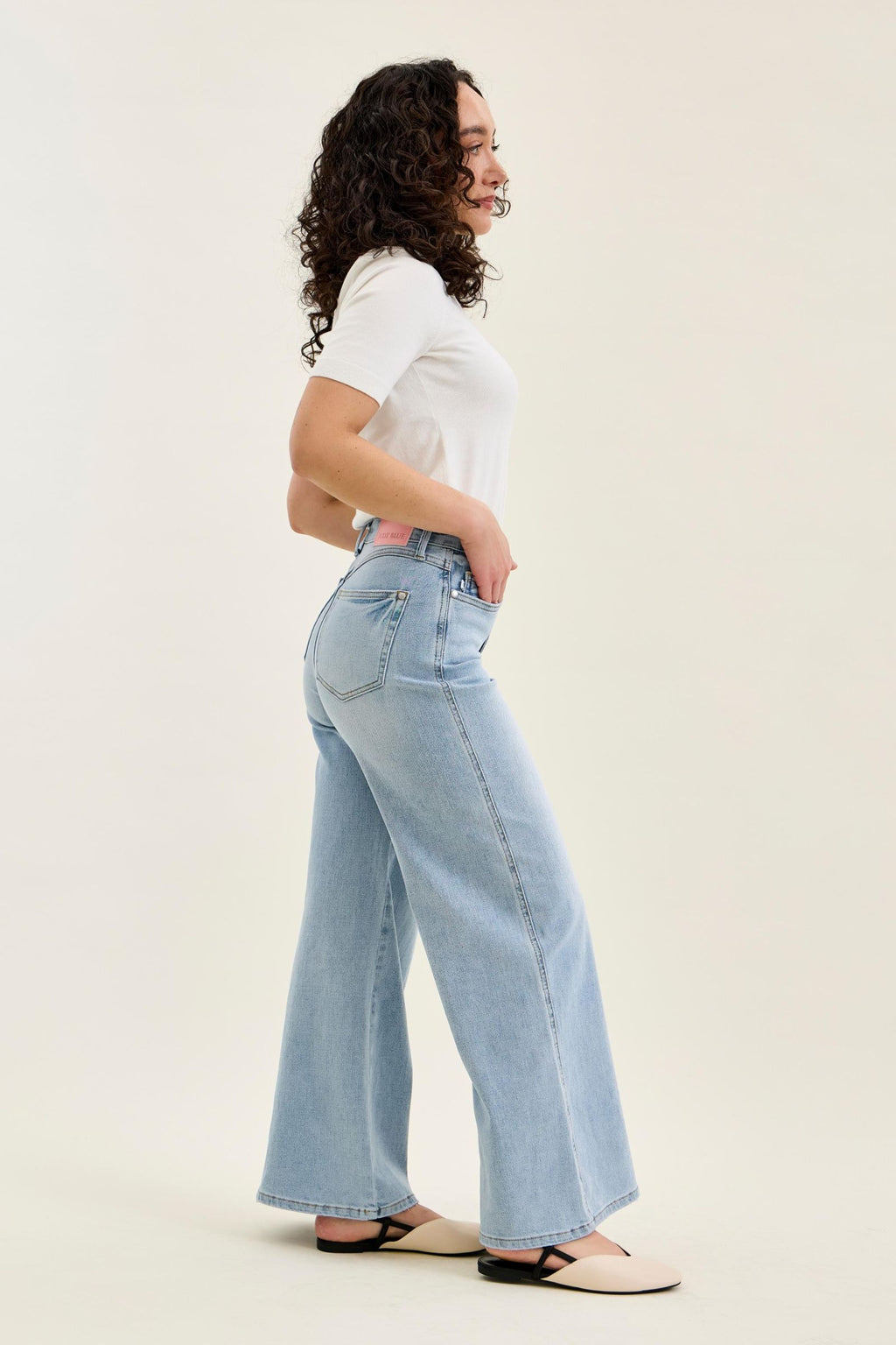 Judy Blue High Waist Tummy Control Light Wash Retro Wide - Petite 30"