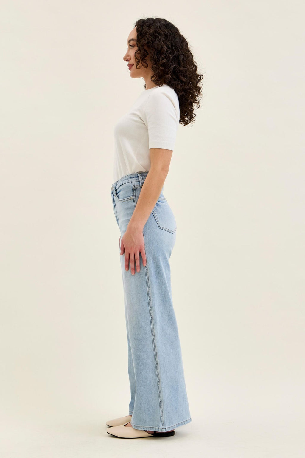Judy Blue High Waist Tummy Control Light Wash Retro Wide - Petite 30"