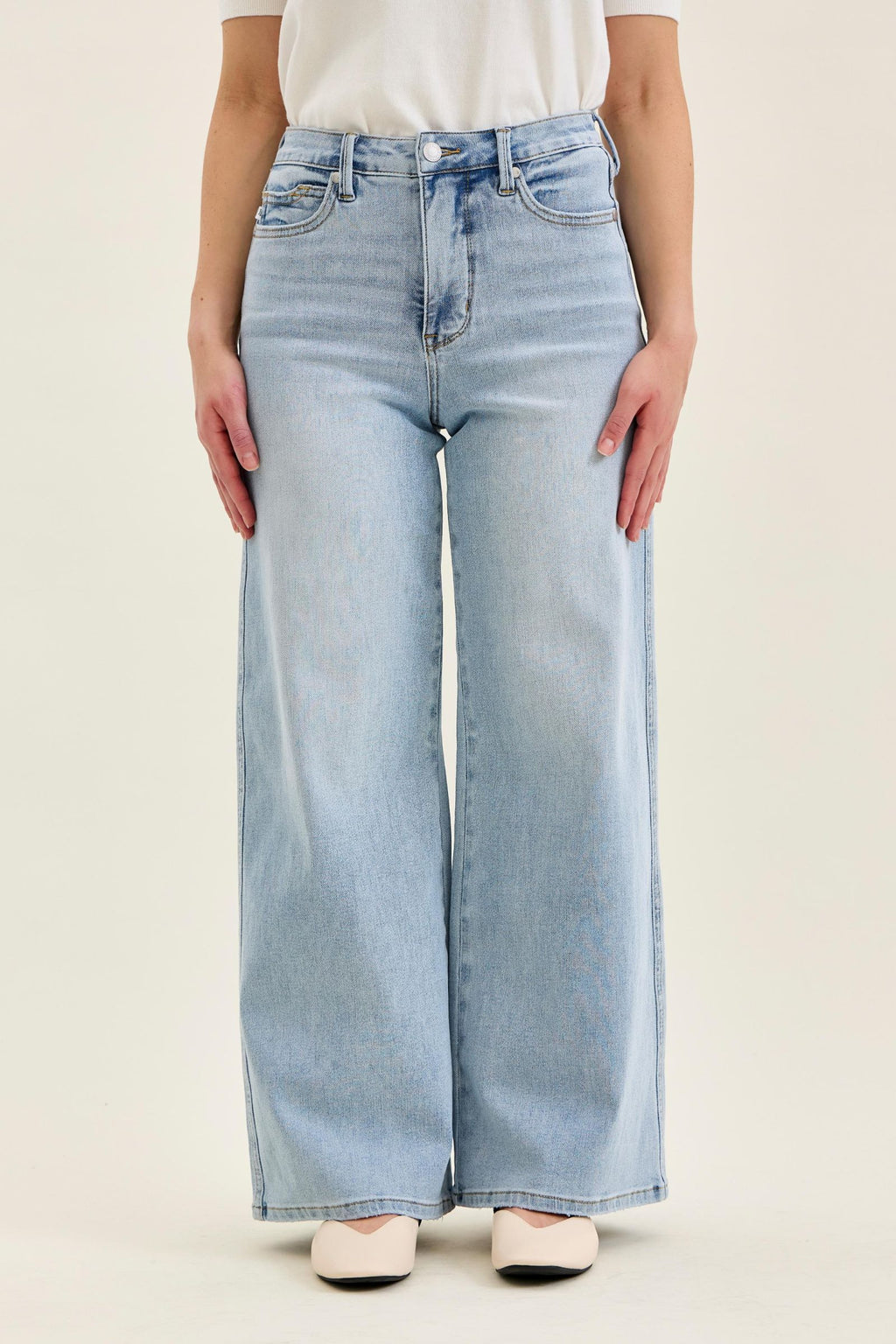 Judy Blue High Waist Tummy Control Light Wash Retro Wide - Petite 30"
