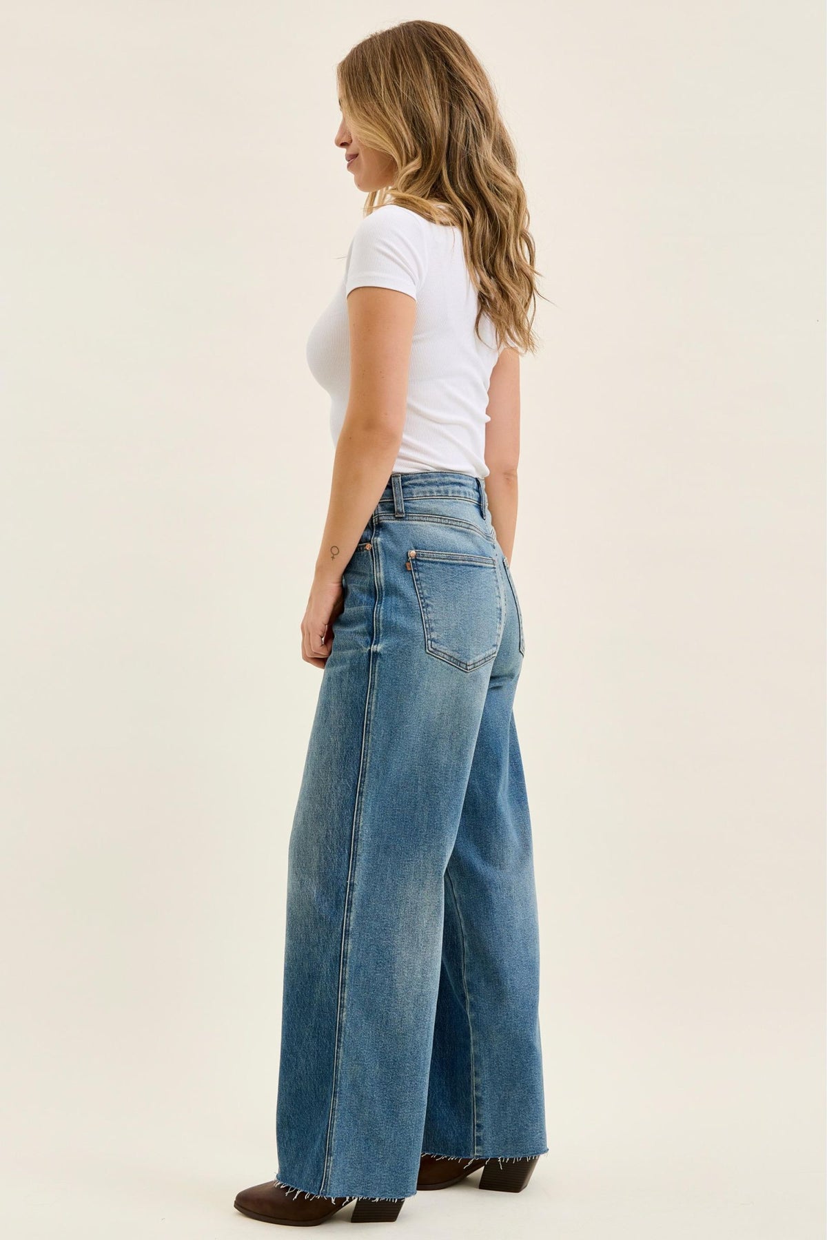 Judy Blue High Waist Vintage Indigo Wilhelmina Baggy Jeans – Rigid Magic Denim, Raw Hem, Relaxed Wide Leg Fit