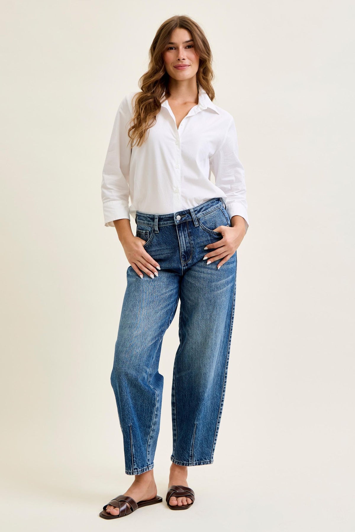 Judy Blue High Waist Rigid Magic Barrel Leg Jeans with Front Dart Detailing, Inseam 28"