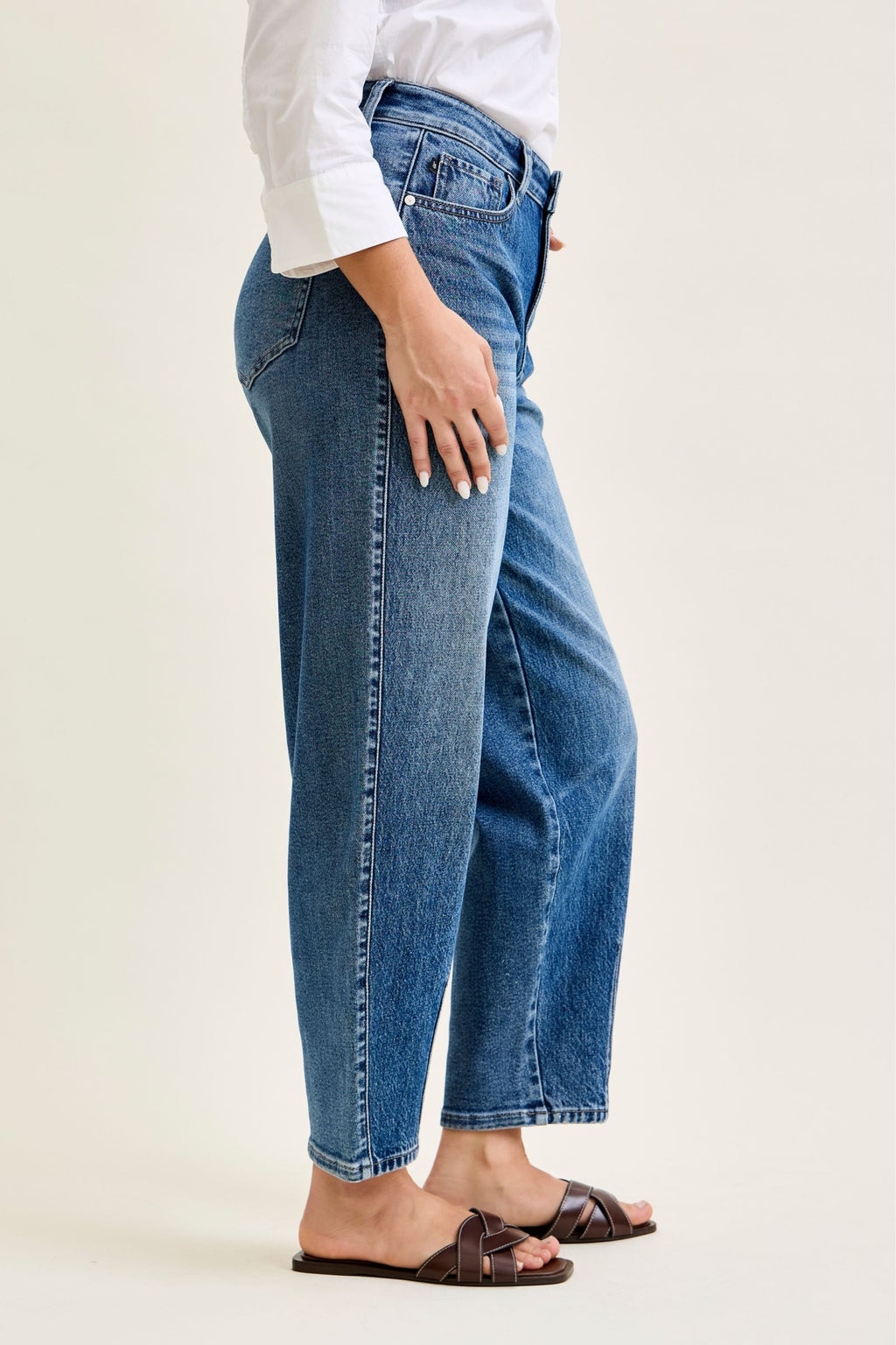 Judy Blue High Waist Rigid Magic Barrel Leg Jeans with Front Dart Detailing, Inseam 28"