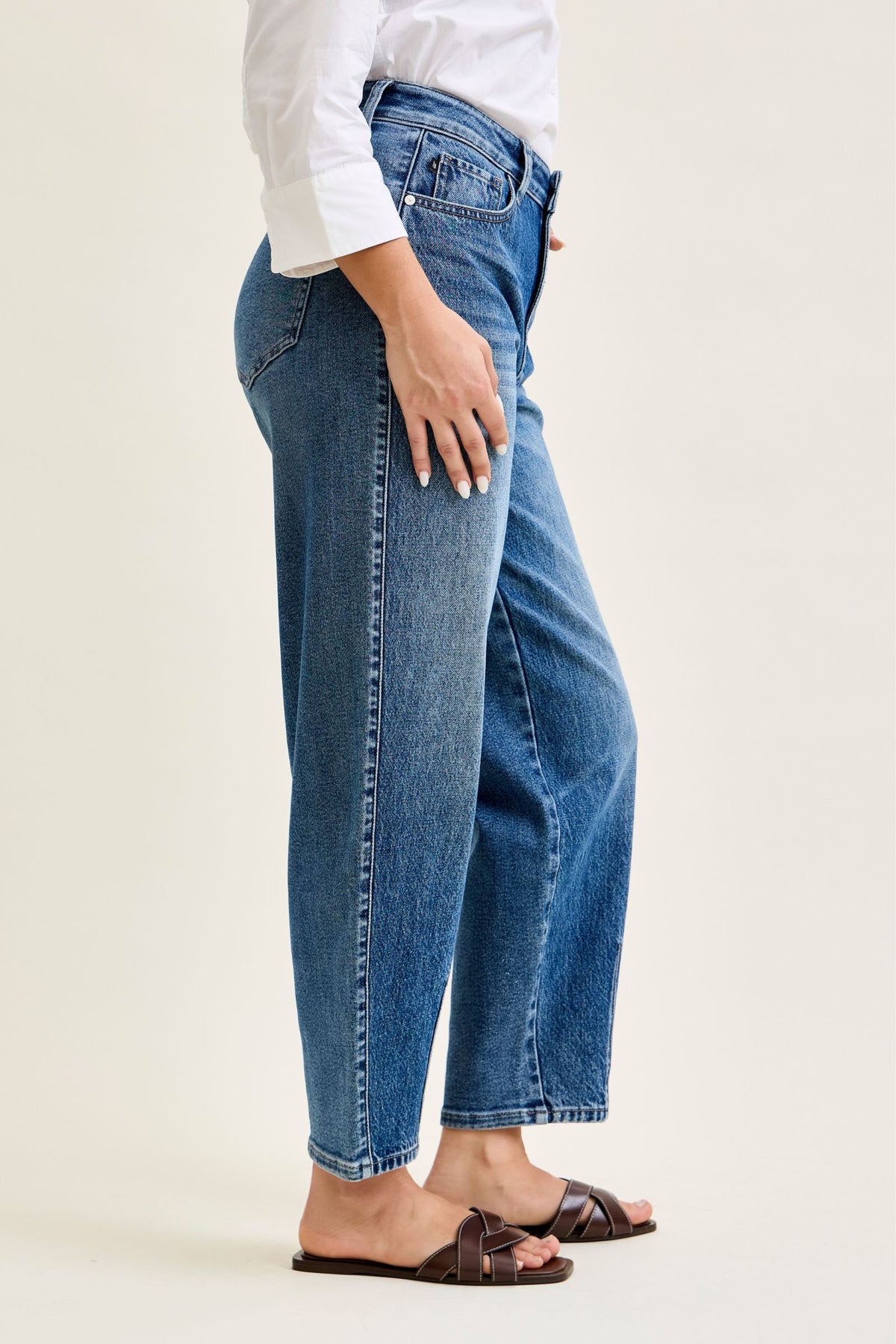 Judy Blue High Waist Rigid Magic Barrel Leg Jeans with Front Dart Detailing, Inseam 28"