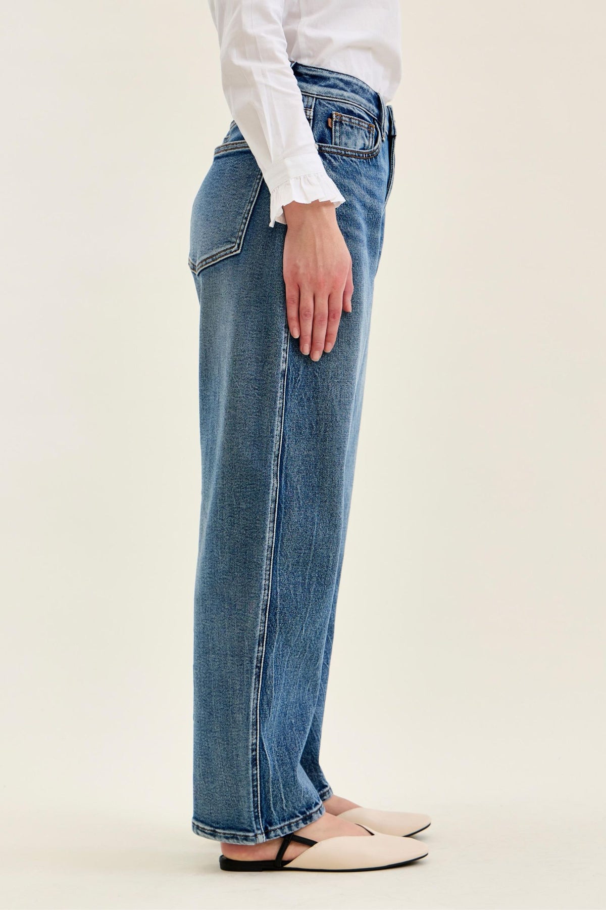 Judy Blue High Waist Rigid Magic Marlow Arc - PETITE Dark Time Weathered Indigo, Inseam 28"