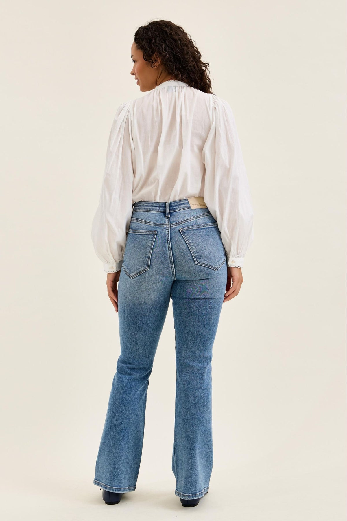 Judy Blue High Waist Tummy Control Daisy Bootcut Classic Indigo Wash - SHORT & REG INSEAM