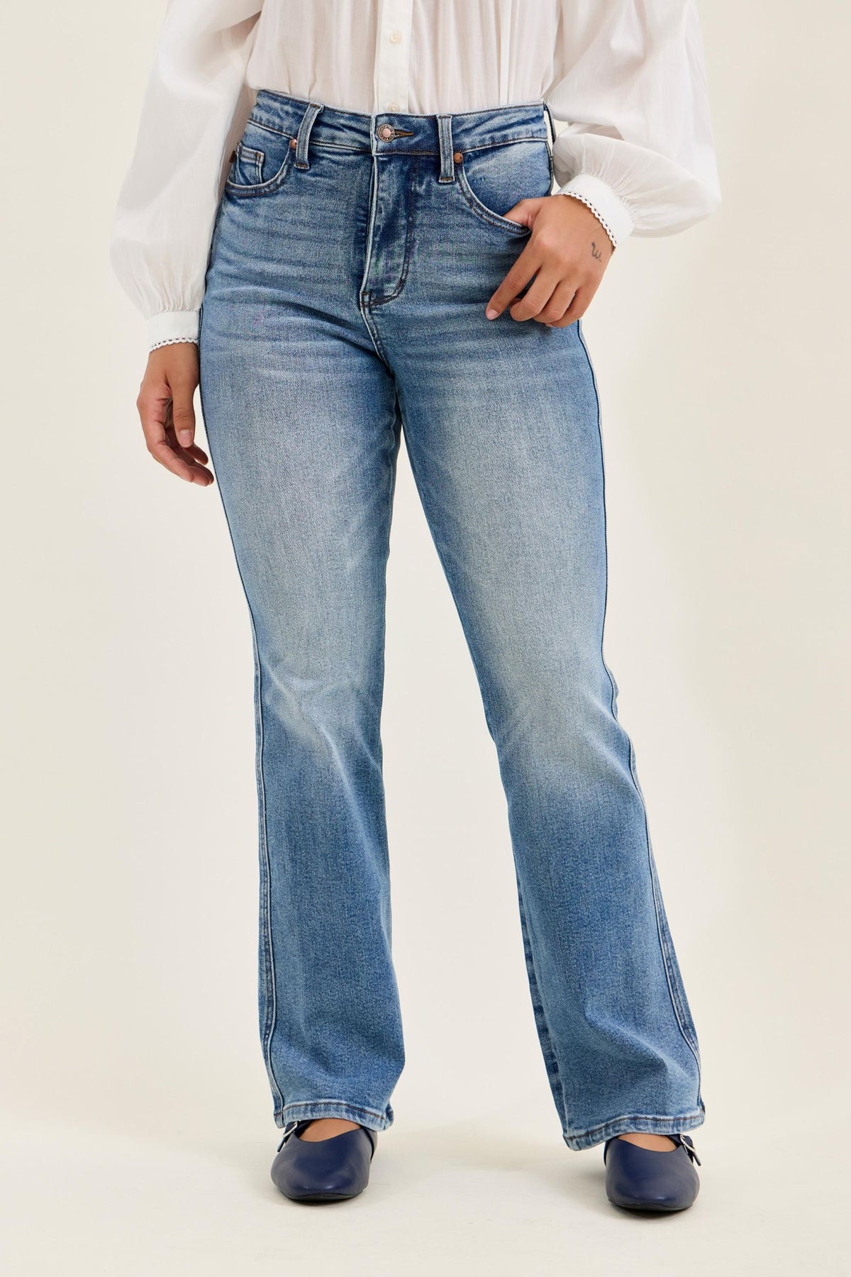 Judy Blue High Waist Tummy Control Daisy Bootcut Classic Indigo Wash - SHORT & REG INSEAM