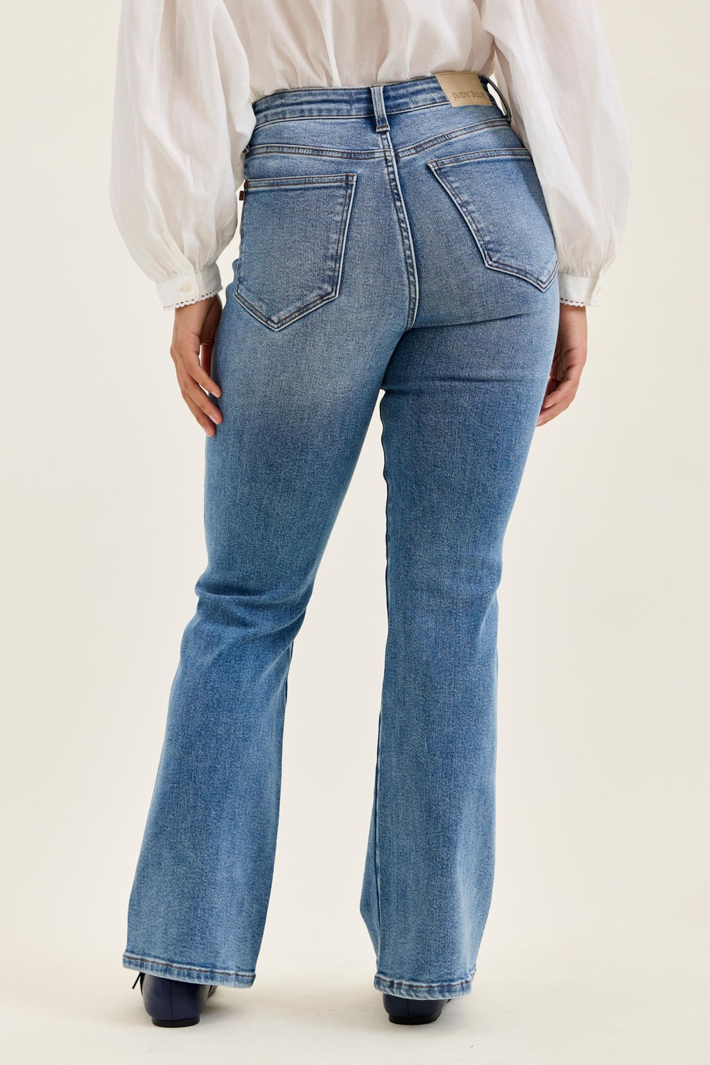 Judy Blue High Waist Tummy Control Daisy Bootcut Classic Indigo Wash - SHORT & REG INSEAM