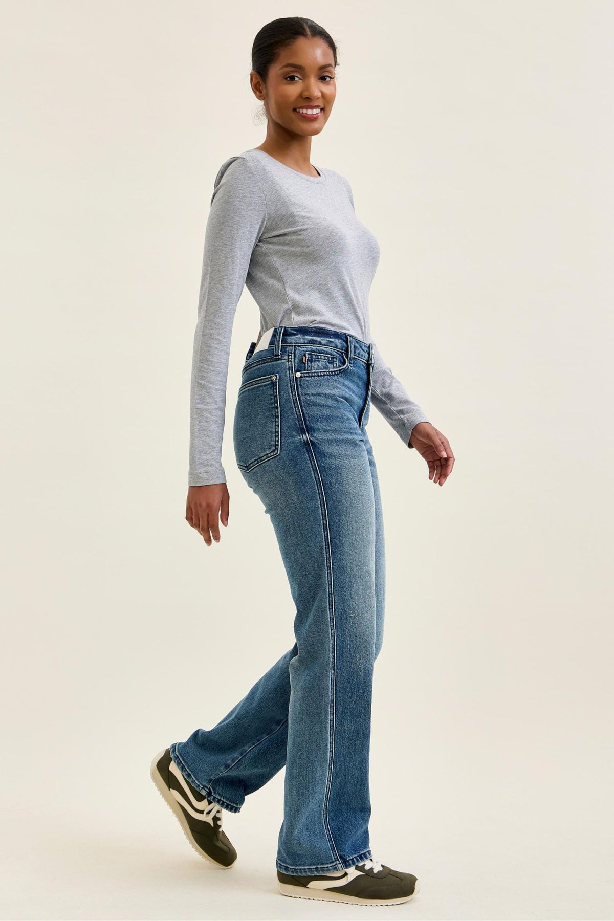 Judy Blue High Waist Rigid Magic Straight Leg Jeans – Everyday Indigo, Inseam 30"