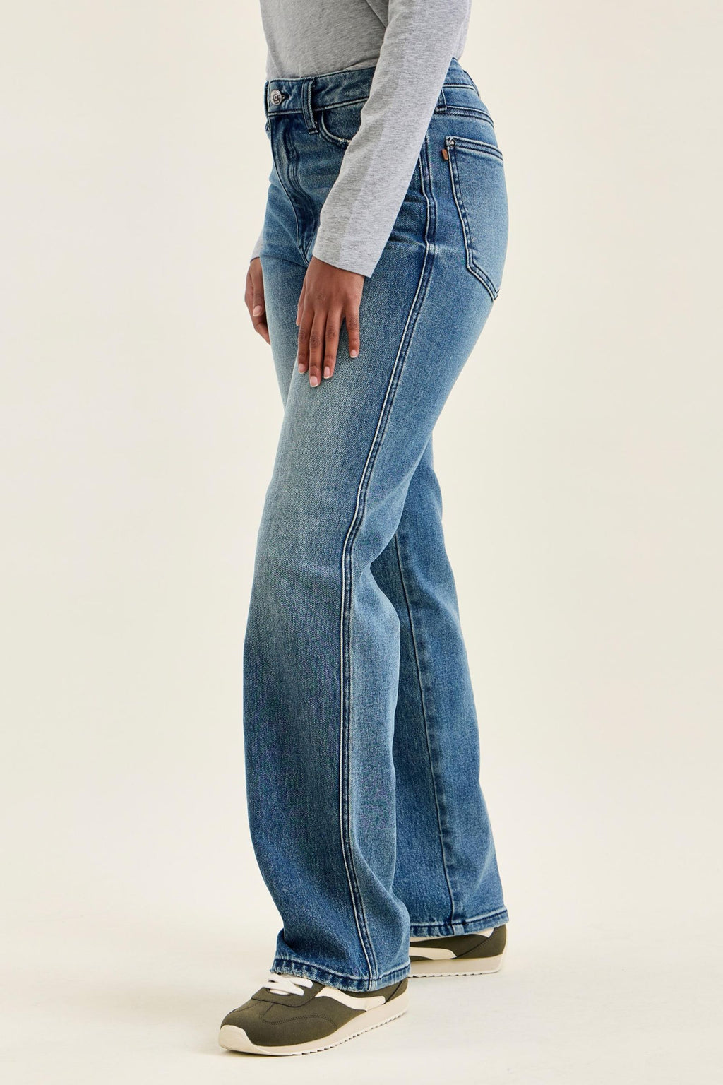 Judy Blue High Waist Rigid Magic Straight Leg Jeans – Everyday Indigo, Inseam 30"