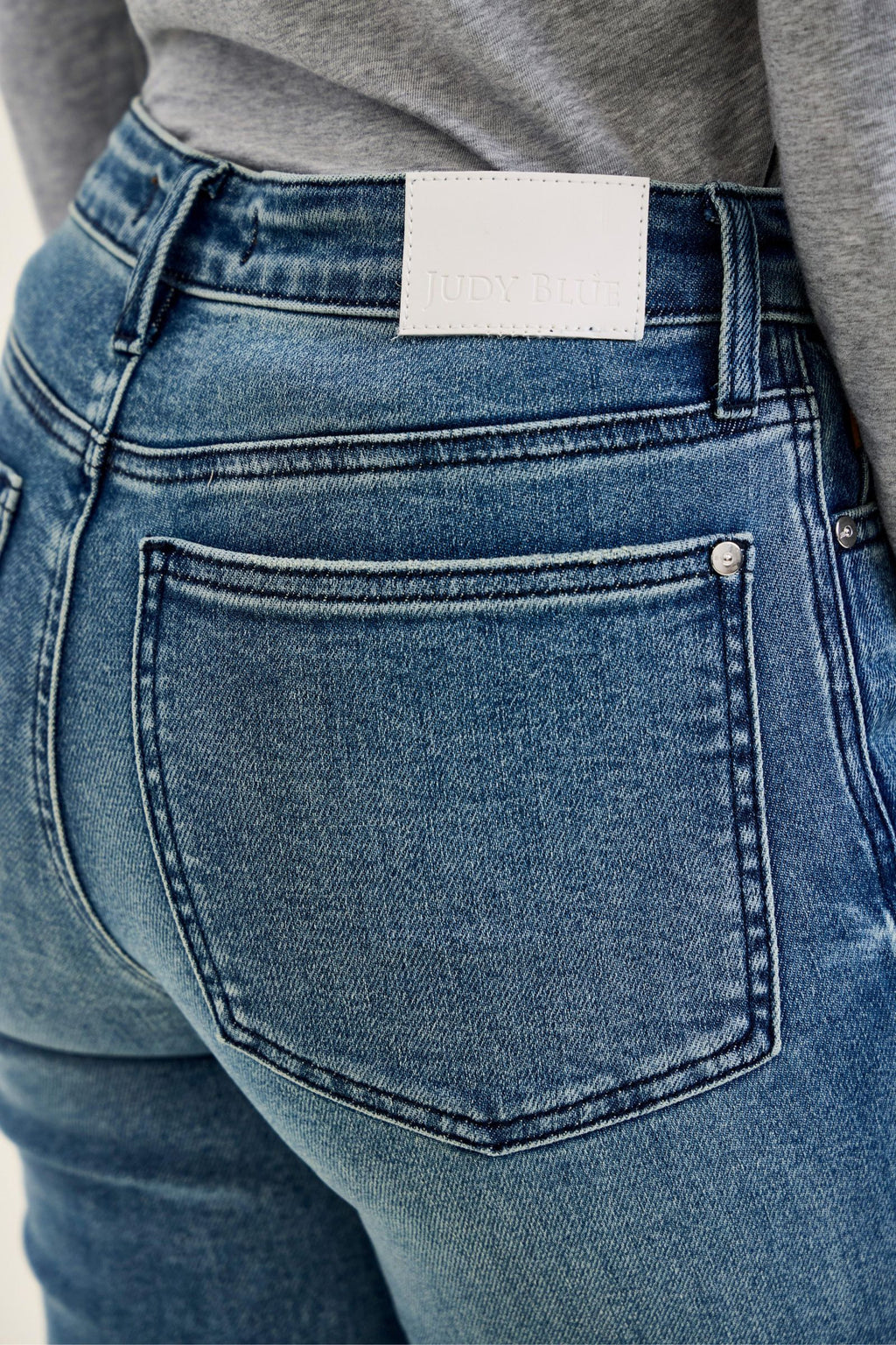Judy Blue High Waist Rigid Magic Straight Leg Jeans – Everyday Indigo, Inseam 30"