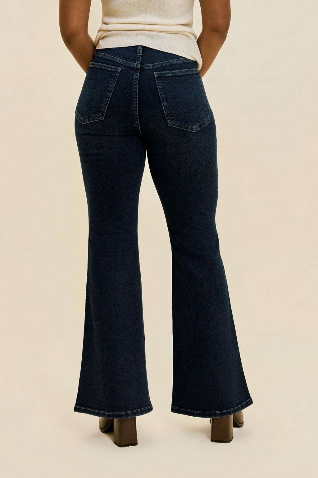 Judy Blue Petite High Waist Tummy Control Charlotte Flare Jeans – Deep Indigo