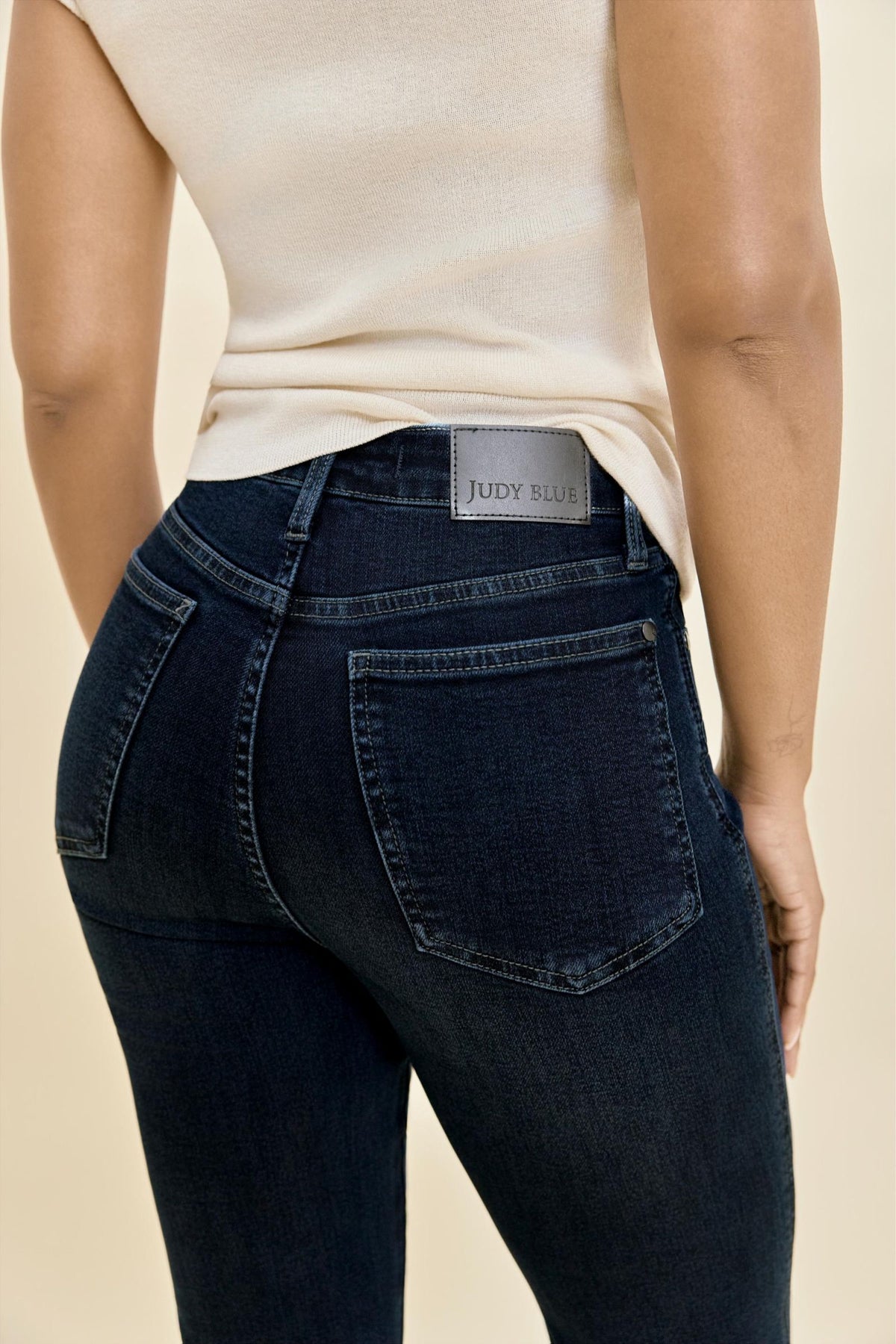Judy Blue Petite High Waist Tummy Control Charlotte Flare Jeans – Deep Indigo