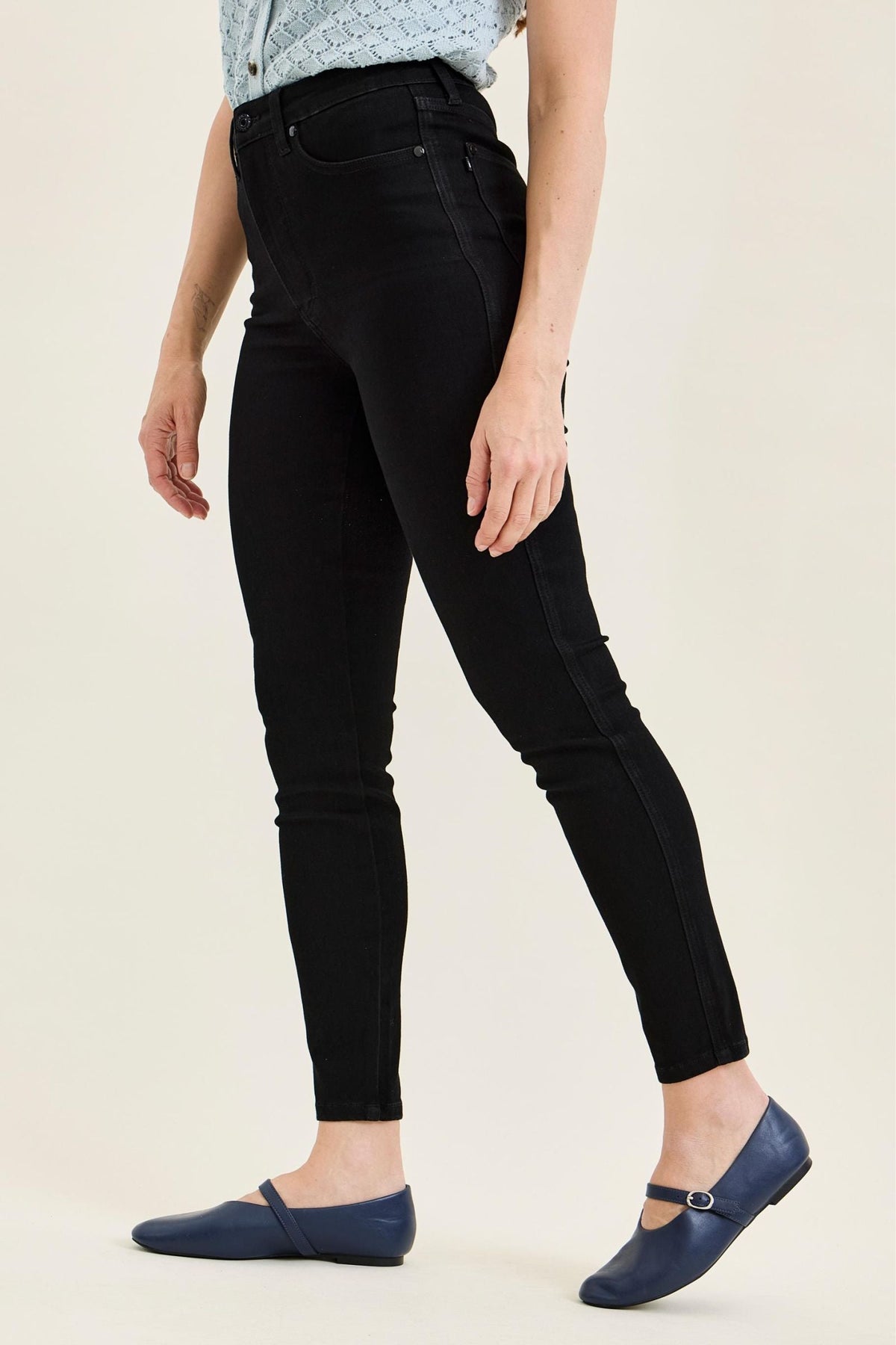 Judy Blue High Waist Tummy Control Sienna Skinny Jeans – Black Edition