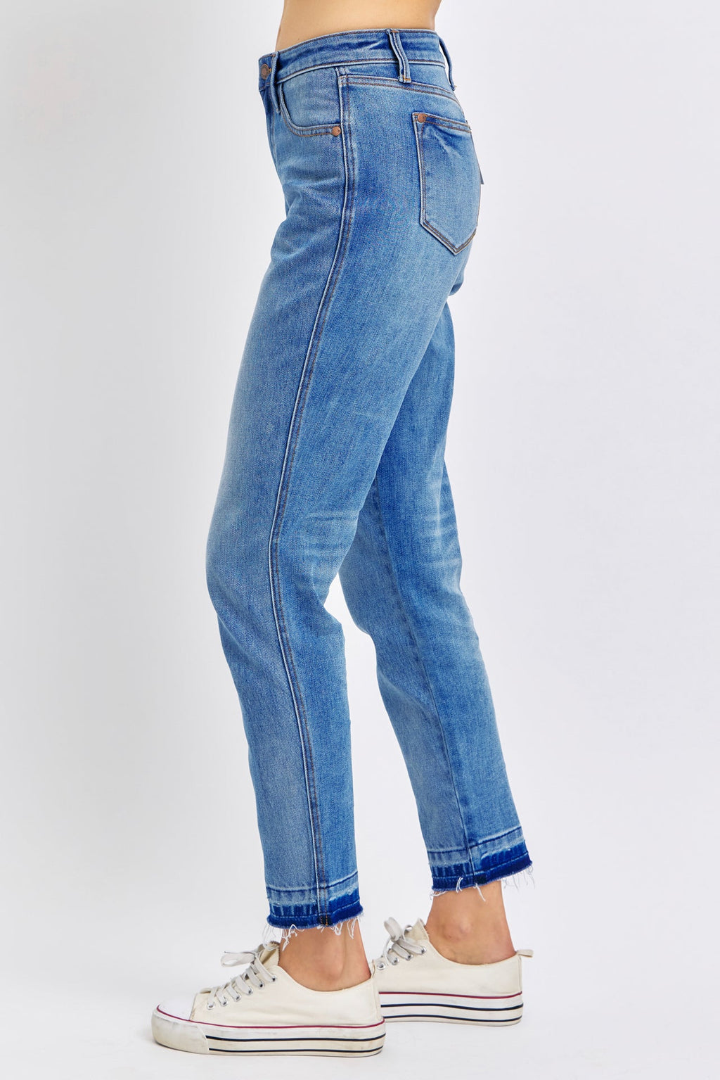 Judy Blue Mid Rise Rigid Magic Release Hem Boyfriend
