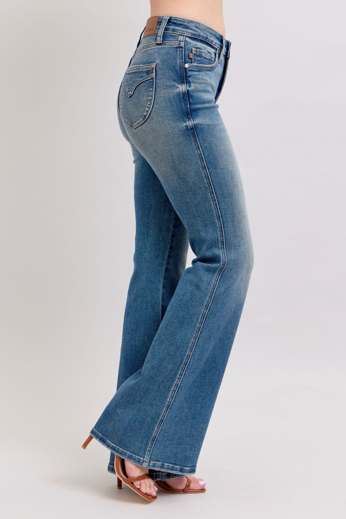 Judy Blue Mid Rise Tummy Control Vintage Wash Back Shield Pocket Flare, Inseam 33"