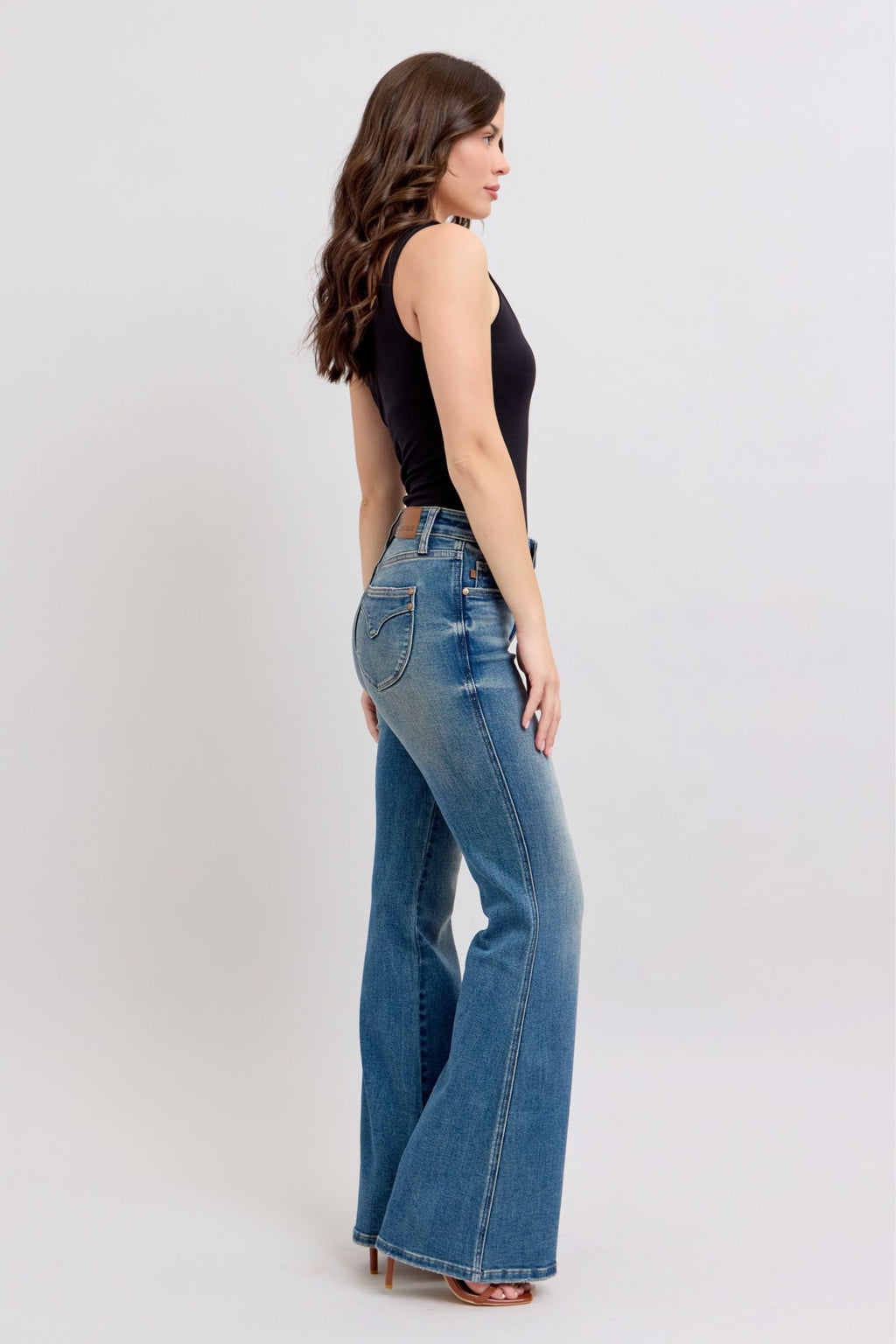 Judy Blue Mid Rise Tummy Control Vintage Wash Back Shield Pocket Flare, Inseam 33"