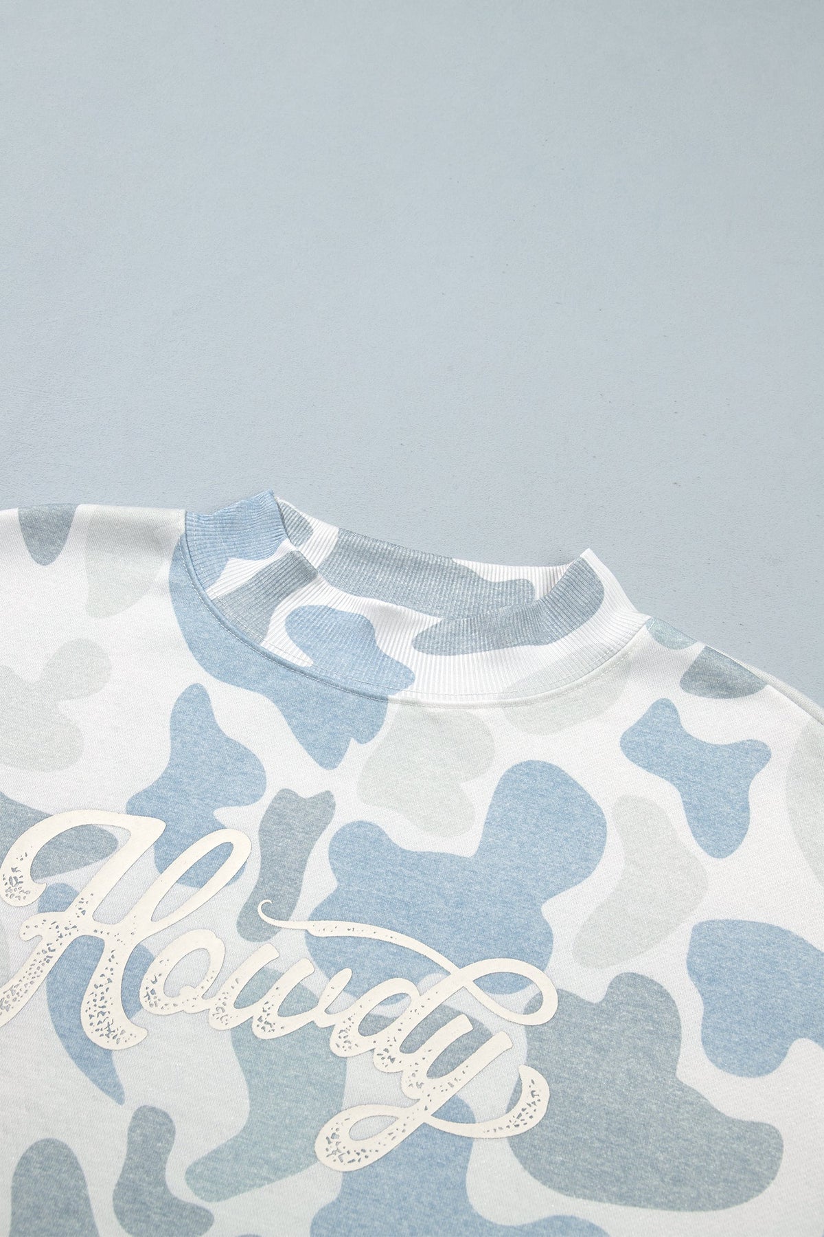 Western Camo Howdy Graphic Mock Neck Sweatshirt